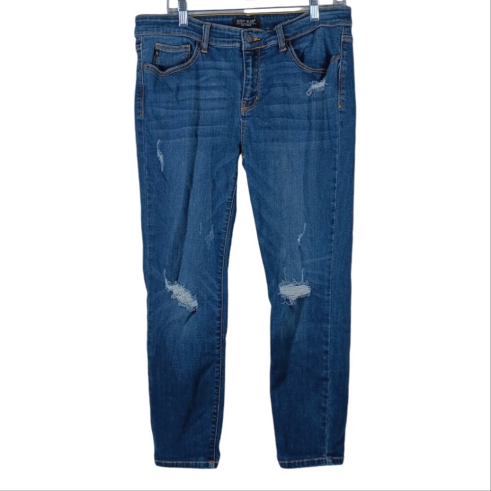 Judy Blue Relaxed Fit Jeans size 32